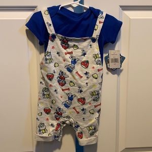 Paw patrol outfit !